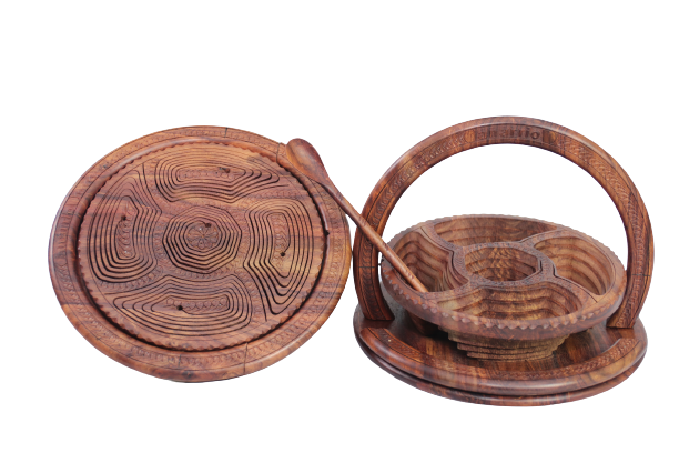 Anarrio Wooden Basket: 5 Partitions